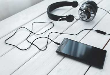 PG电子app下载-字母哥进攻哑火也能赢球！雄鹿休赛期引援初见成效